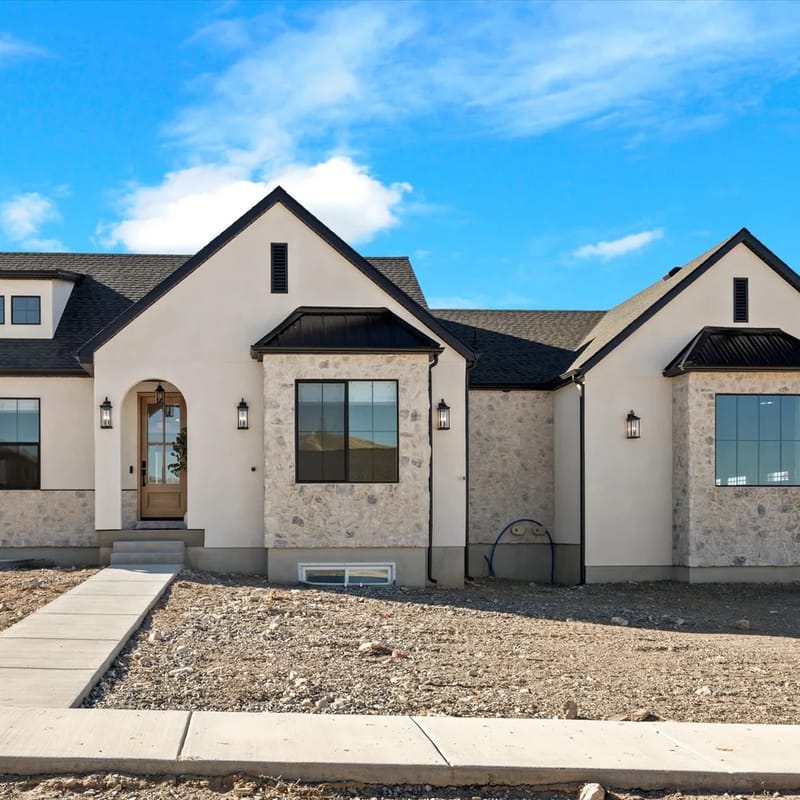 The Hyde Park Mountain Home